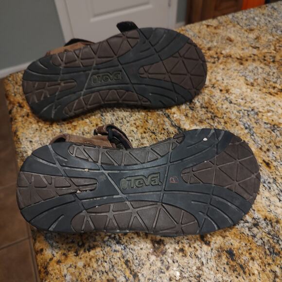 Teva Brown Sandals Size 9M Model SN16544 - Picture 8 of 13
